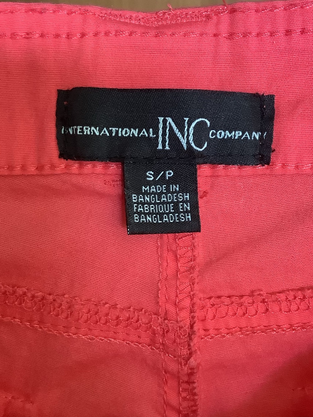Y2K INC International Concepts Coral Roll Tab Cargo Low Rise Capri Shorts Size S - Picture 11 of 13